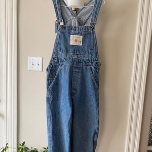 Hey! Vintage Overhauls is my name!